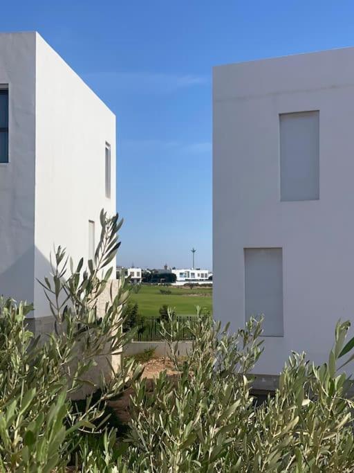 Luxurious Golf & Sea View Beach Apartment With Pool Access - Tamourrit, Taghazout Bay 외부 사진